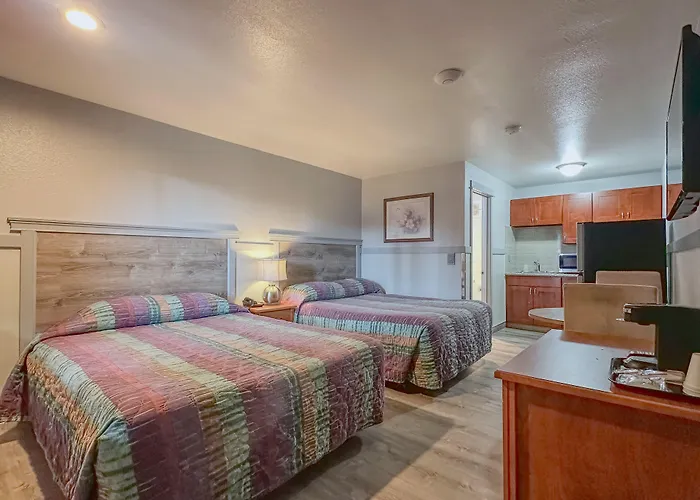 Emerald Best Motel